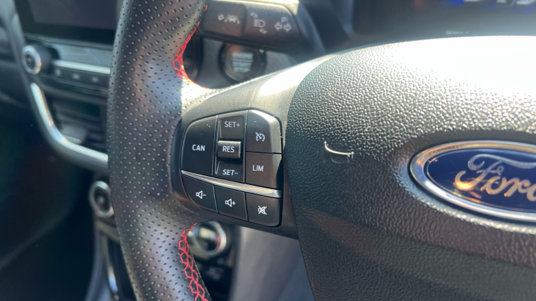 Ford Puma 1.0 EcoBoost Hybrid mHEV ST-Line X 5dr Petrol Hatchback